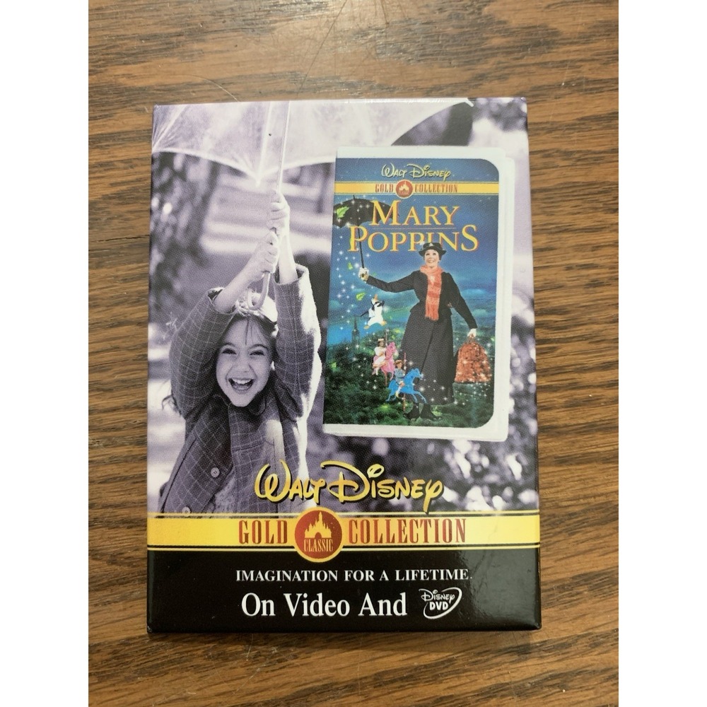 Walt Disney Gold Collection Mary Poppins Promotional 2.5"X3.5" Pinback Button